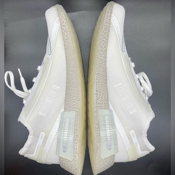 Adidas NMD R1 - Picture 6 of 9